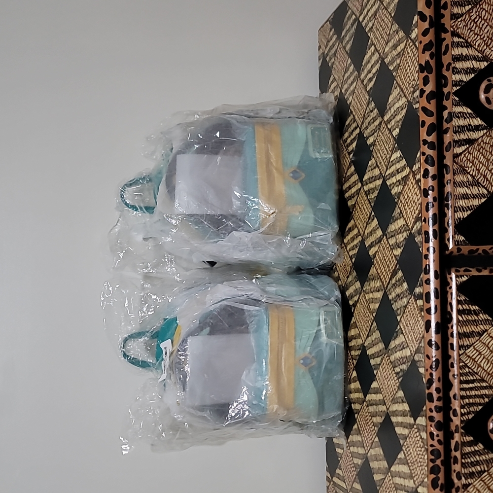 The Exclusive Princess Jasmine Loungefly Mini Backpack is all so Magical! - Picture 2 of 3